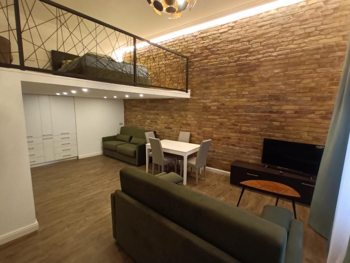 Duna River Shining Apartments Budapest Luaran gambar